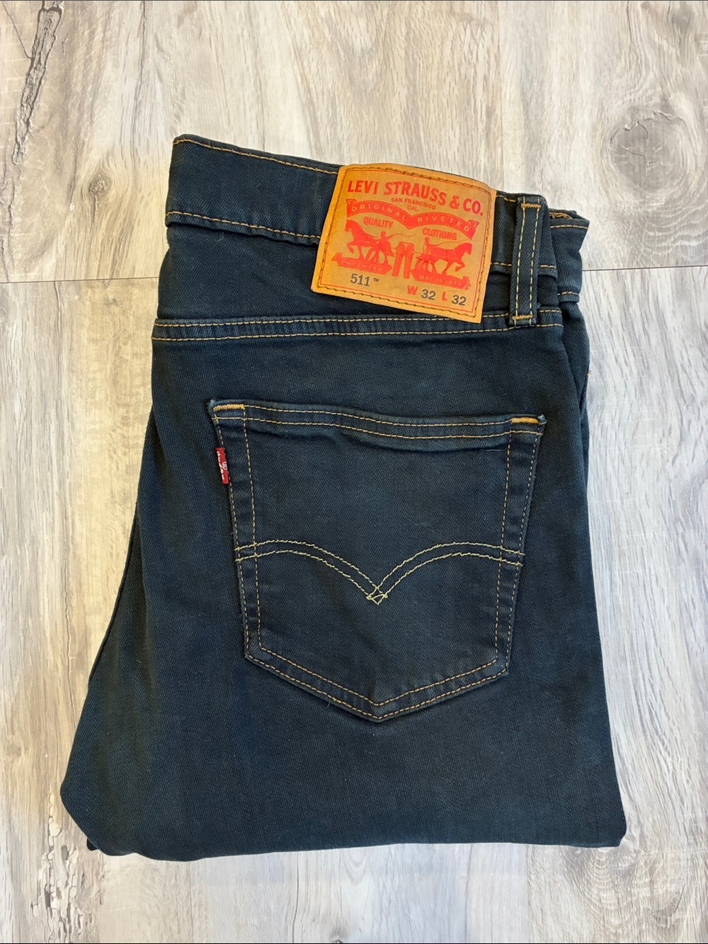 Levi's 511 Slim Men's Jeans - Dark Navy with Tan Patch 32x32